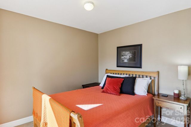 59 Eagle Chase Lane, Etowah, NC 28729