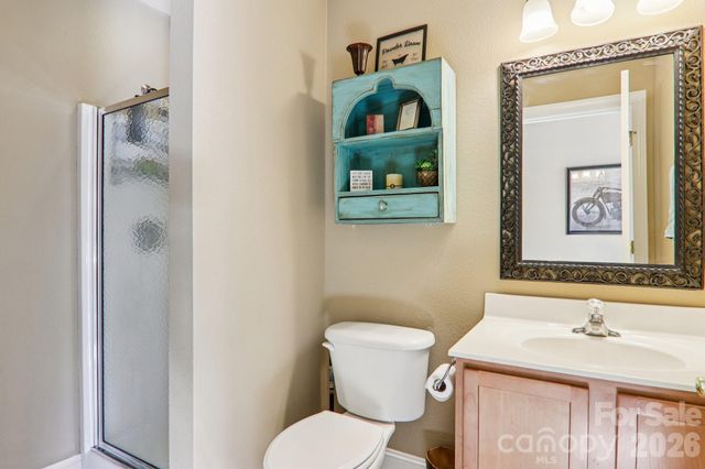 59 Eagle Chase Lane, Etowah, NC 28729