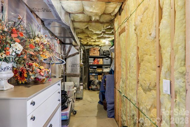 59 Eagle Chase Lane, Etowah, NC 28729