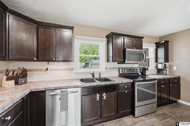 700 S 50th Street, Lincoln, NE 68510