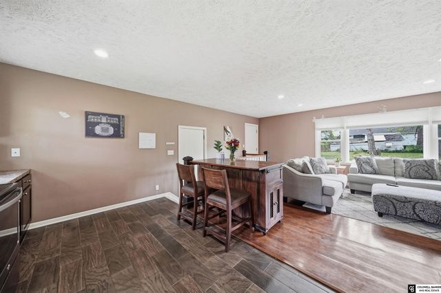 700 S 50th Street, Lincoln, NE 68510