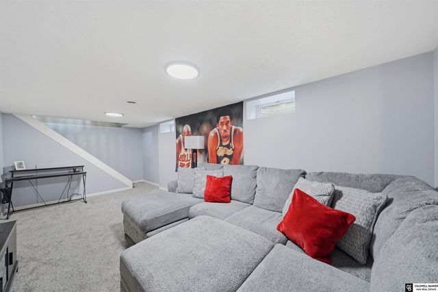 700 S 50th Street, Lincoln, NE 68510