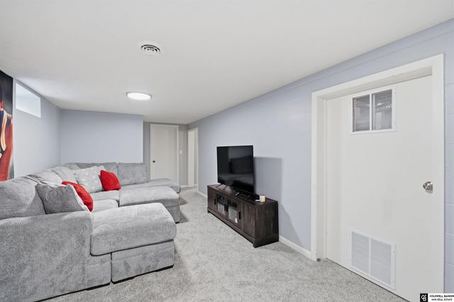 700 S 50th Street, Lincoln, NE 68510
