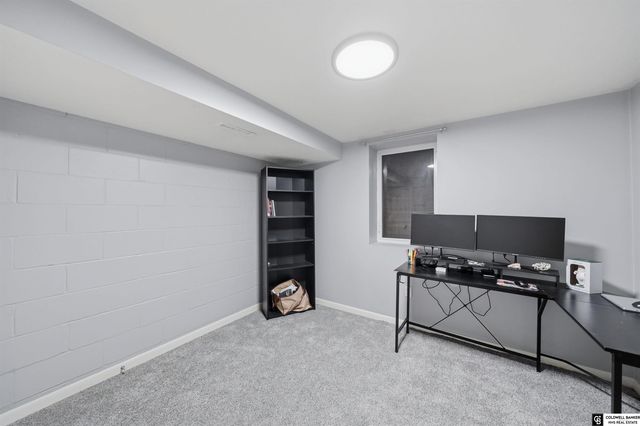 700 S 50th Street, Lincoln, NE 68510