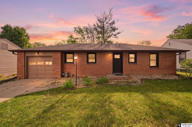 700 S 50th Street, Lincoln, NE 68510