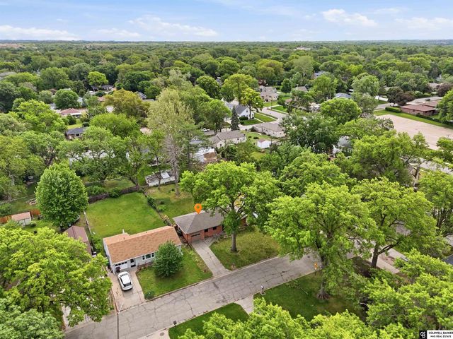 700 S 50th Street, Lincoln, NE 68510