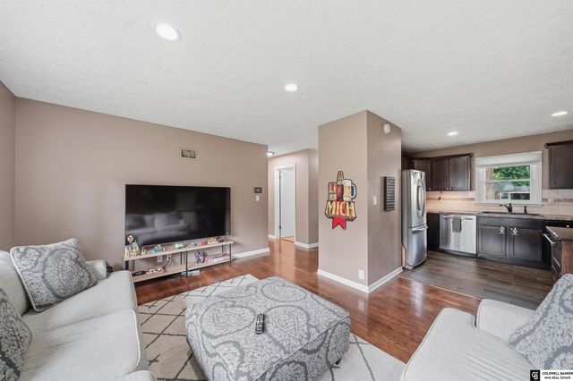 700 S 50th Street, Lincoln, NE 68510