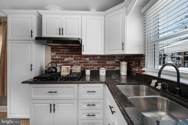 230 MARION AVE, Westville, NJ 08093