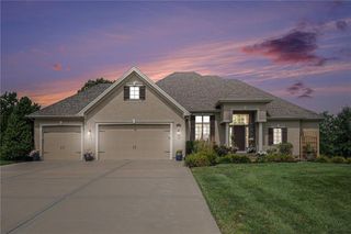 7118 NE 134th Street, Smithville, MO 64089