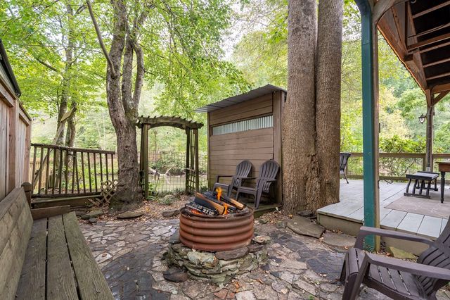 45 First Street, Ellijay, GA 30540