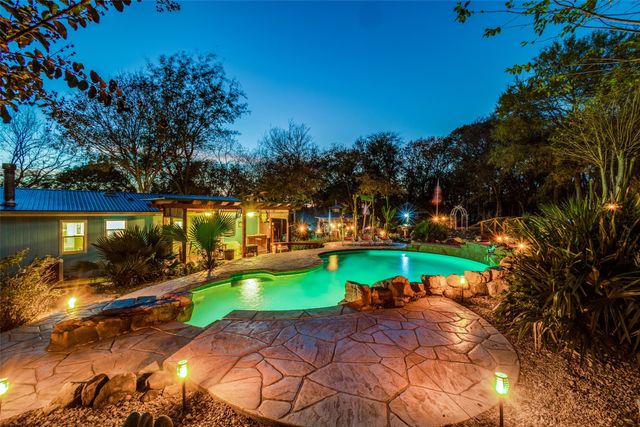 4939 Rose Hill Road, Whitewright, TX 75491