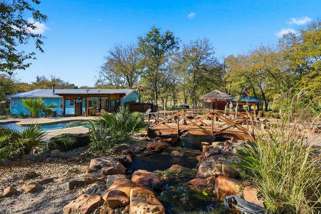 4939 Rose Hill Road, Whitewright, TX 75491