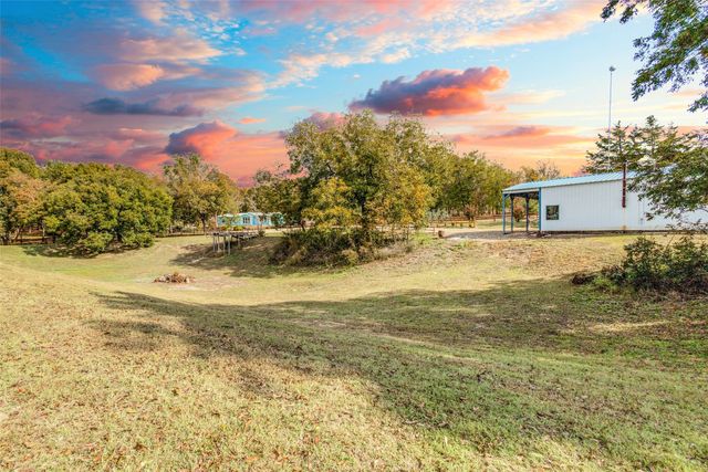 4939 Rose Hill Road, Whitewright, TX 75491