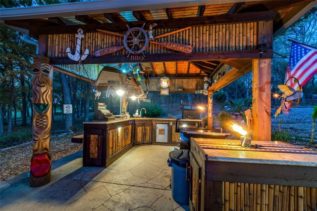 4939 Rose Hill Road, Whitewright, TX 75491