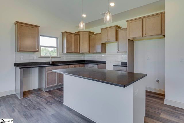 106 Old Glory Court, Pickens, SC 29671