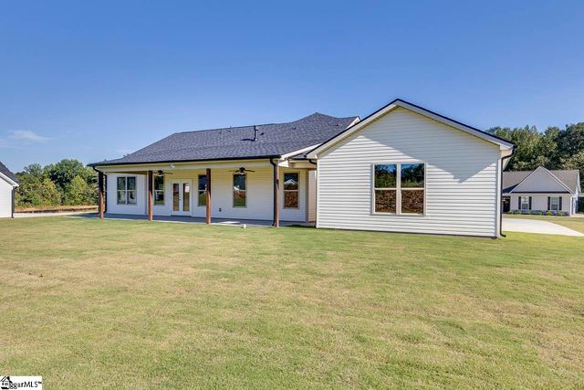 106 Old Glory Court, Pickens, SC 29671