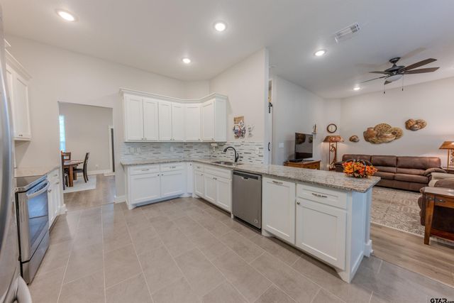 557 CR 2610, Mineola, TX 75773