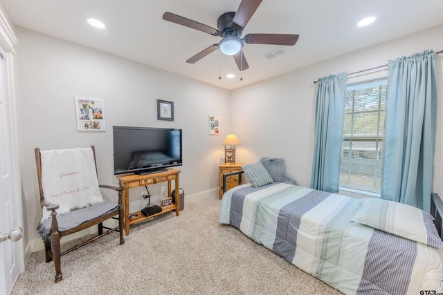 557 CR 2610, Mineola, TX 75773