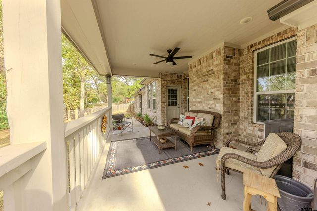 557 CR 2610, Mineola, TX 75773