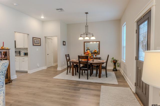 557 CR 2610, Mineola, TX 75773