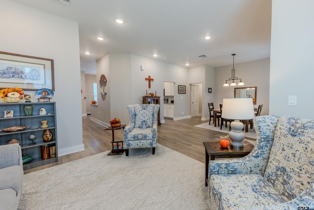 557 CR 2610, Mineola, TX 75773