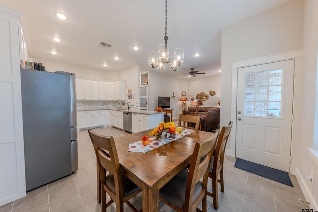 557 CR 2610, Mineola, TX 75773