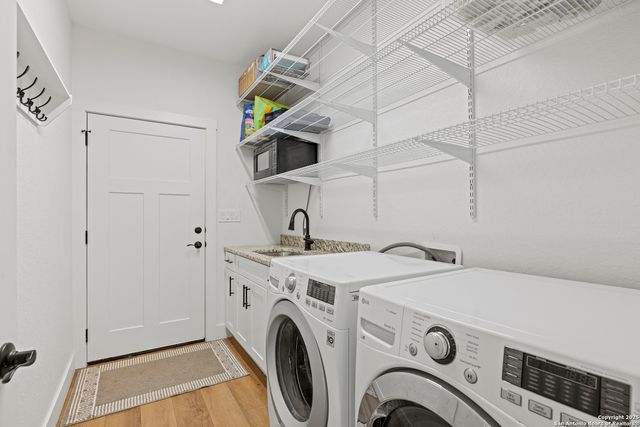 139 Stone Canyon, Fredericksburg, TX 78624