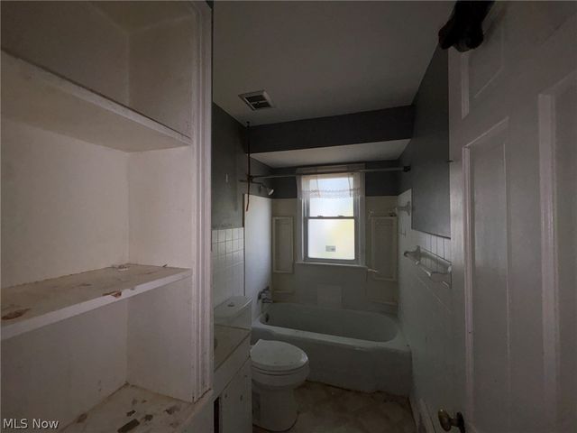 5202 Joseph Street, Maple Heights, OH 44137