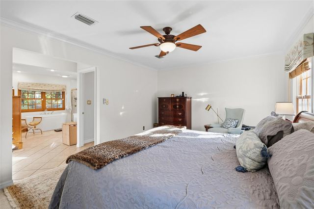 1904 S HESPERIDES STREET, Tampa, FL 33629