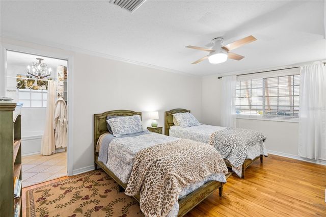 1904 S HESPERIDES STREET, Tampa, FL 33629