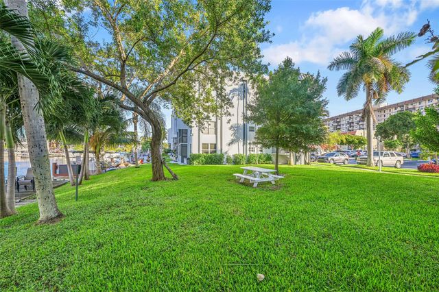 777 S Federal Hwy O-202, Pompano Beach, FL 33062