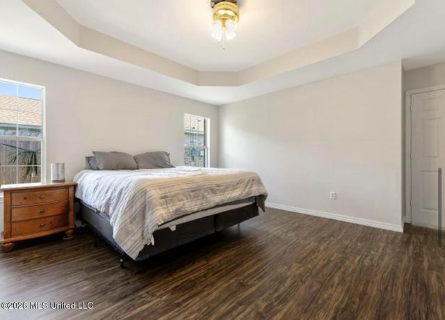 3421 N 10th Street, Ocean Springs, MS 39564