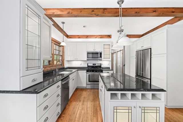 1706 Boulder COURT, Waukesha, WI 53189