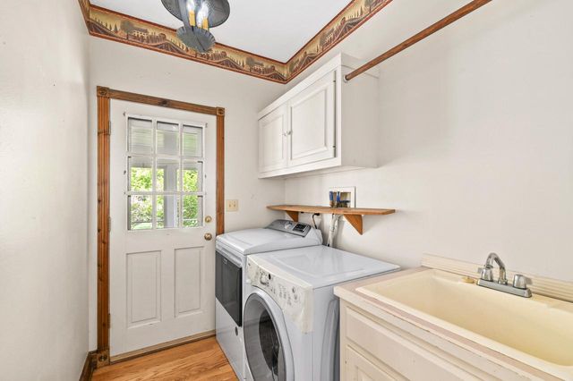 1706 Boulder COURT, Waukesha, WI 53189