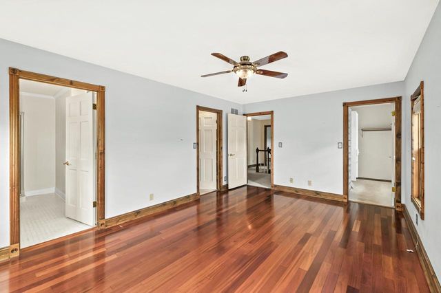 1706 Boulder COURT, Waukesha, WI 53189