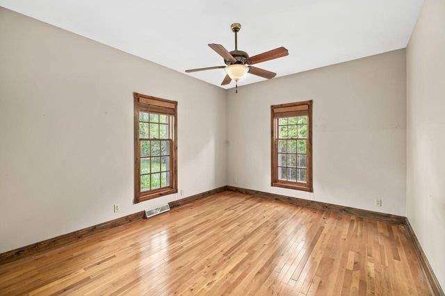 1706 Boulder COURT, Waukesha, WI 53189