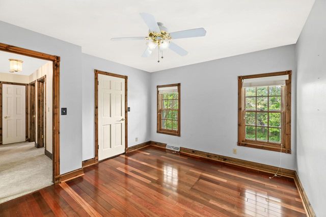 1706 Boulder COURT, Waukesha, WI 53189