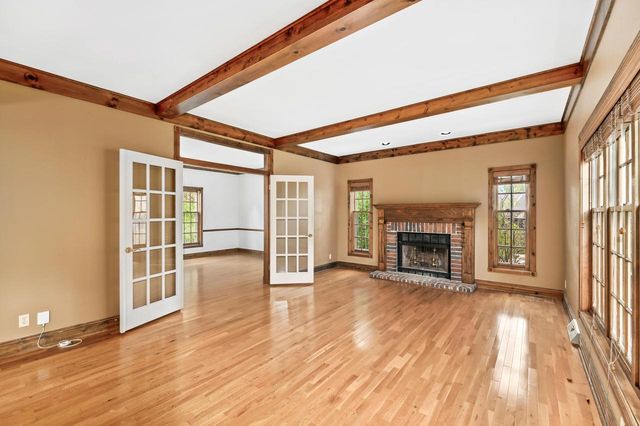 1706 Boulder COURT, Waukesha, WI 53189