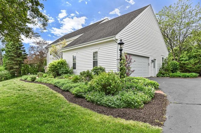 1706 Boulder COURT, Waukesha, WI 53189