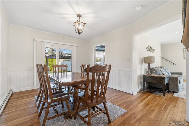 13 Spruce Street, Hicksville, NY 11801