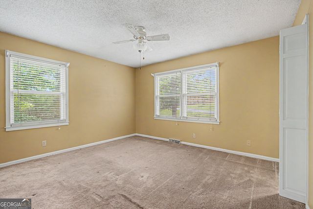 6 Virginia Circle, Cedartown, GA 30125