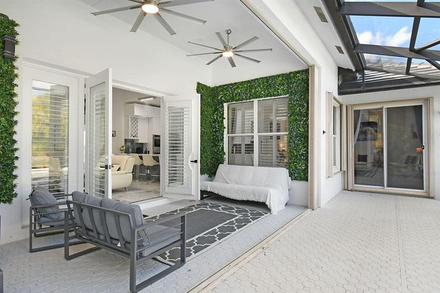 15700 Carrera Lane, Wellington, FL 33414