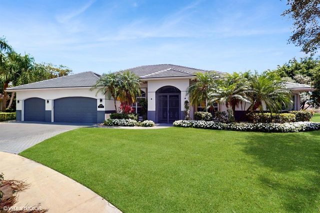 15700 Carrera Lane, Wellington, FL 33414