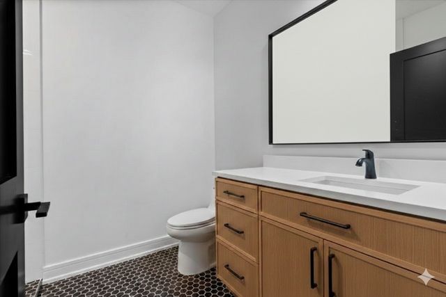 2636 W EVERGREEN Avenue 1, Chicago, IL 60622