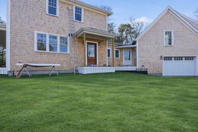 35 Mt Alworth Road, Tisbury, MA 02568