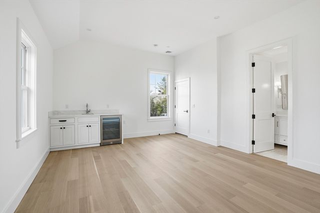 35 Mt Alworth Road, Tisbury, MA 02568