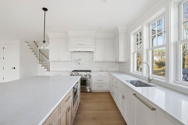 35 Mt Alworth Road, Tisbury, MA 02568