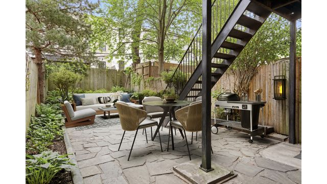 429 HANCOCK Street, New York City, NY 11216