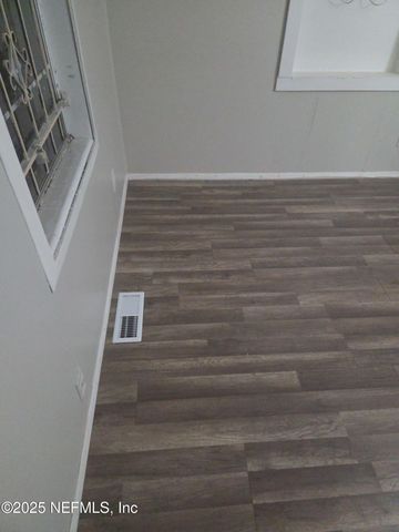 4230 OWEN, Jacksonville, FL 32209