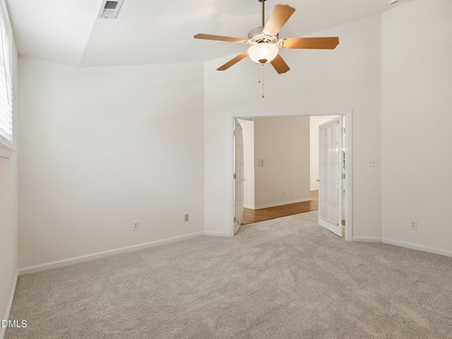 8311 Hempshire Place 204, Raleigh, NC 27613